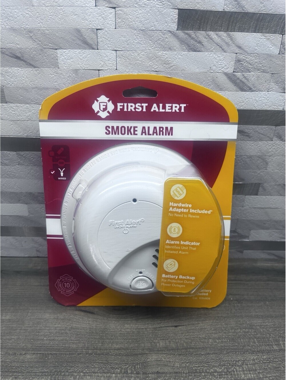 First Alert Dual-Sensor Smoke & Fire Alarm 1039828 Batteries Or Hard Wired